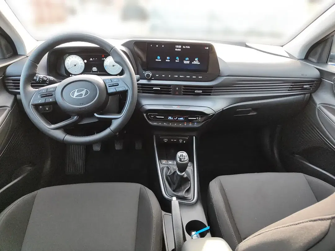 Hyundai i20 - Thumbnail 11