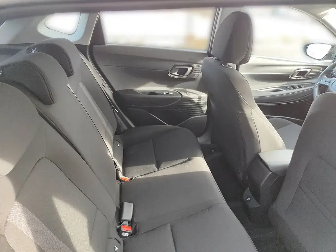 Hyundai i20 - Thumbnail 13