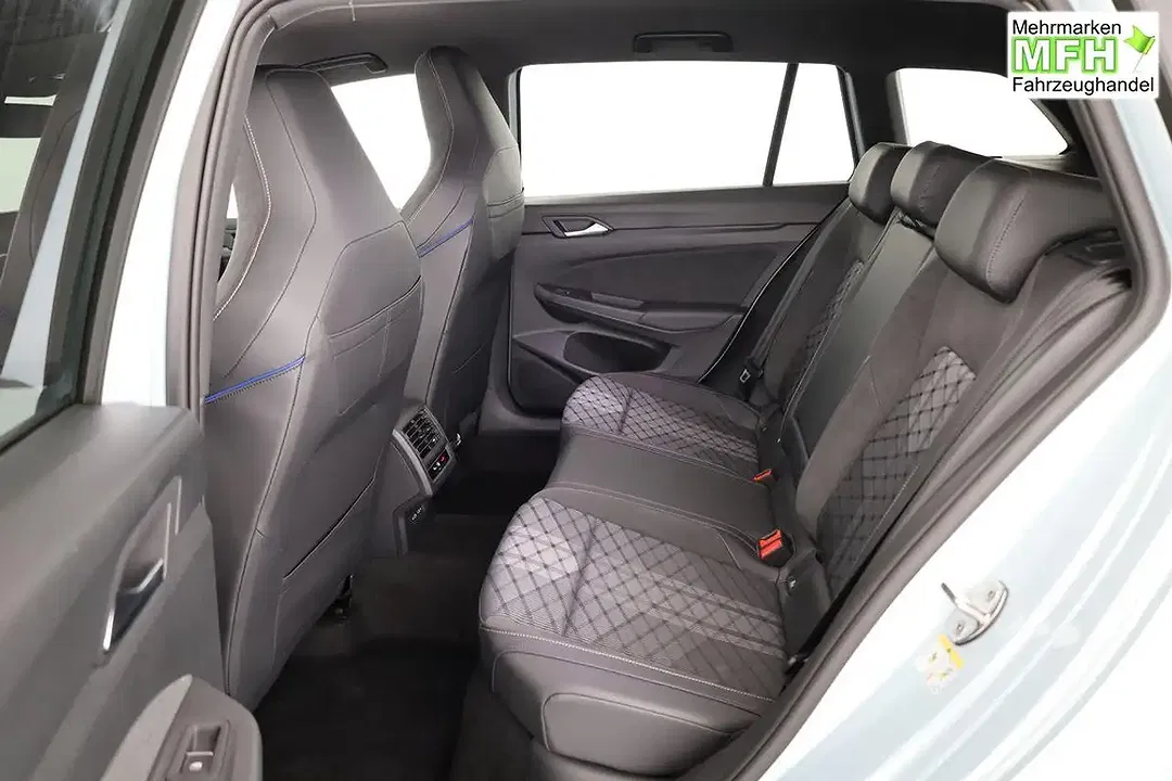 Volkswagen Golf Variant - Thumbnail 10