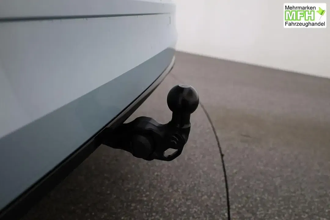 Volkswagen Golf Variant - Thumbnail 13