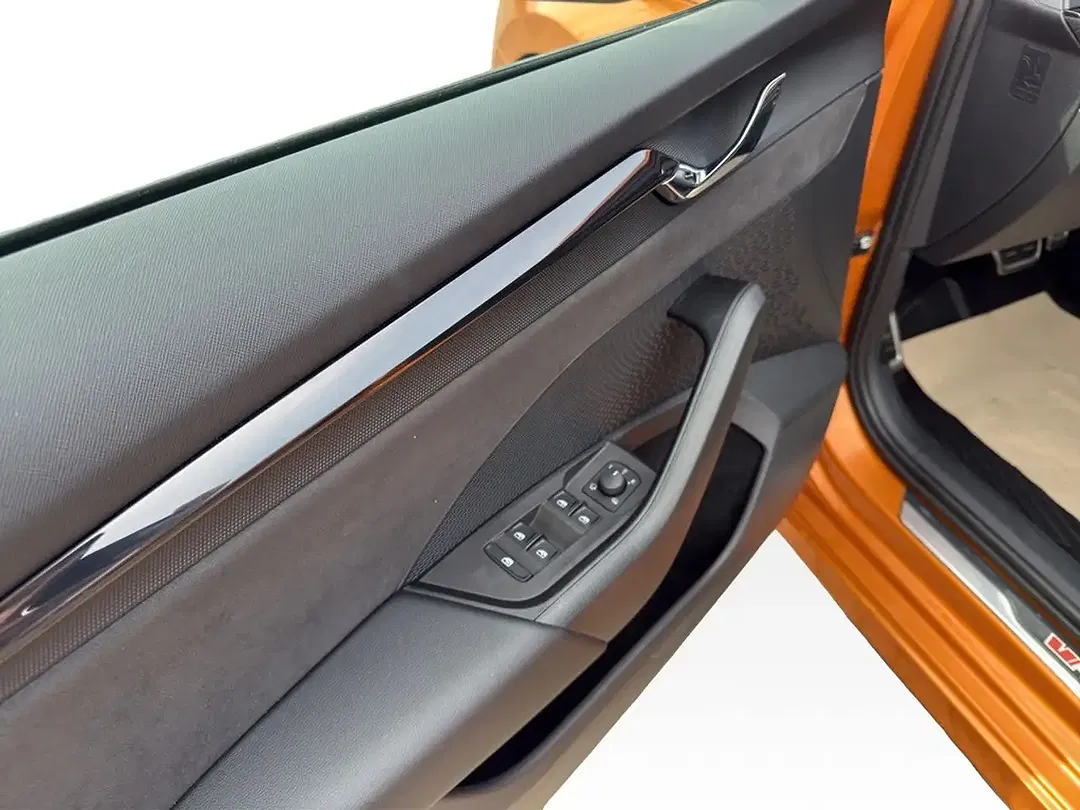 Skoda Octavia - Thumbnail 13