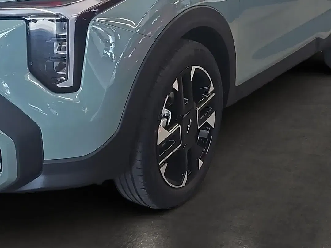 Kia Stonic - Thumbnail 6