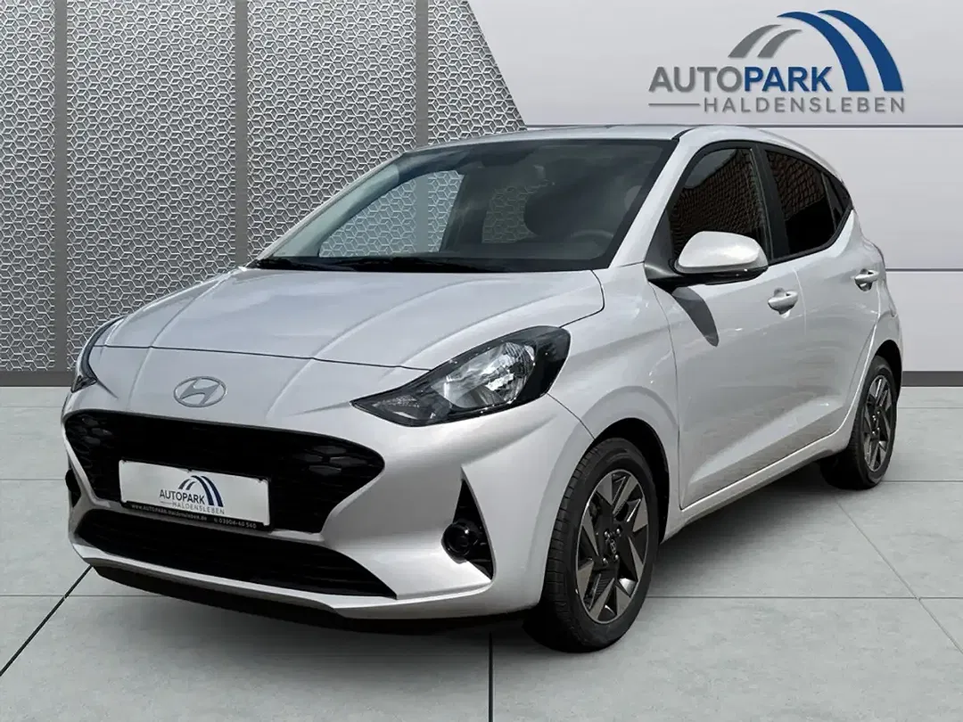 Hyundai i10 - Thumbnail 1