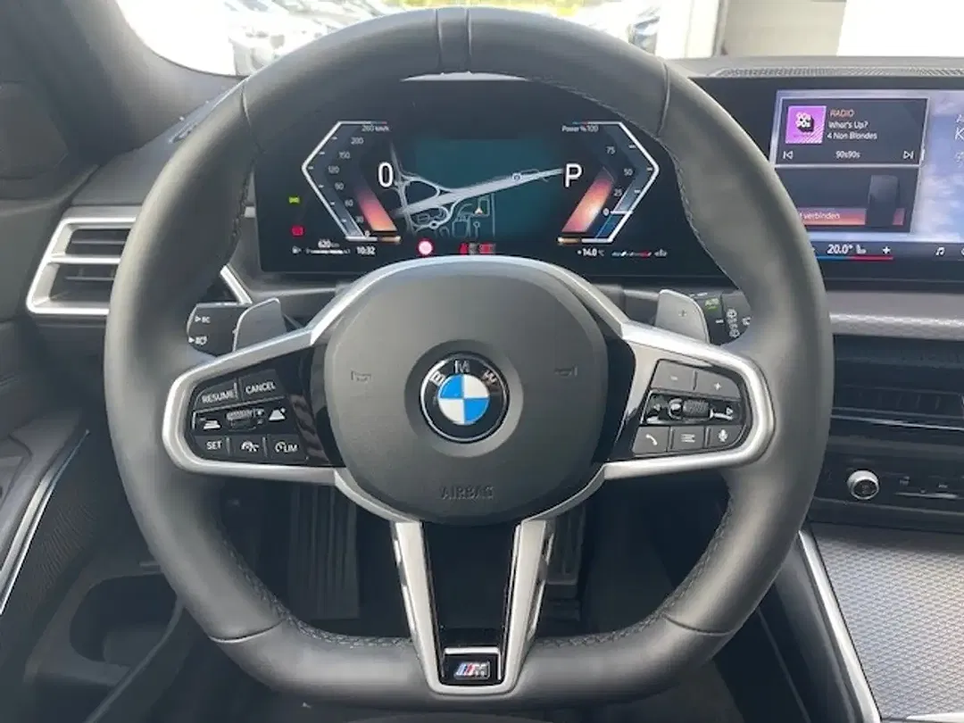 BMW 320 - Thumbnail 8