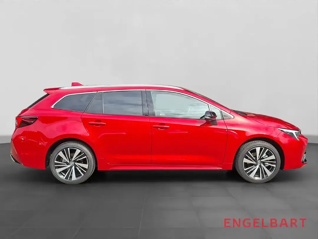 Toyota Corolla - Thumbnail 4