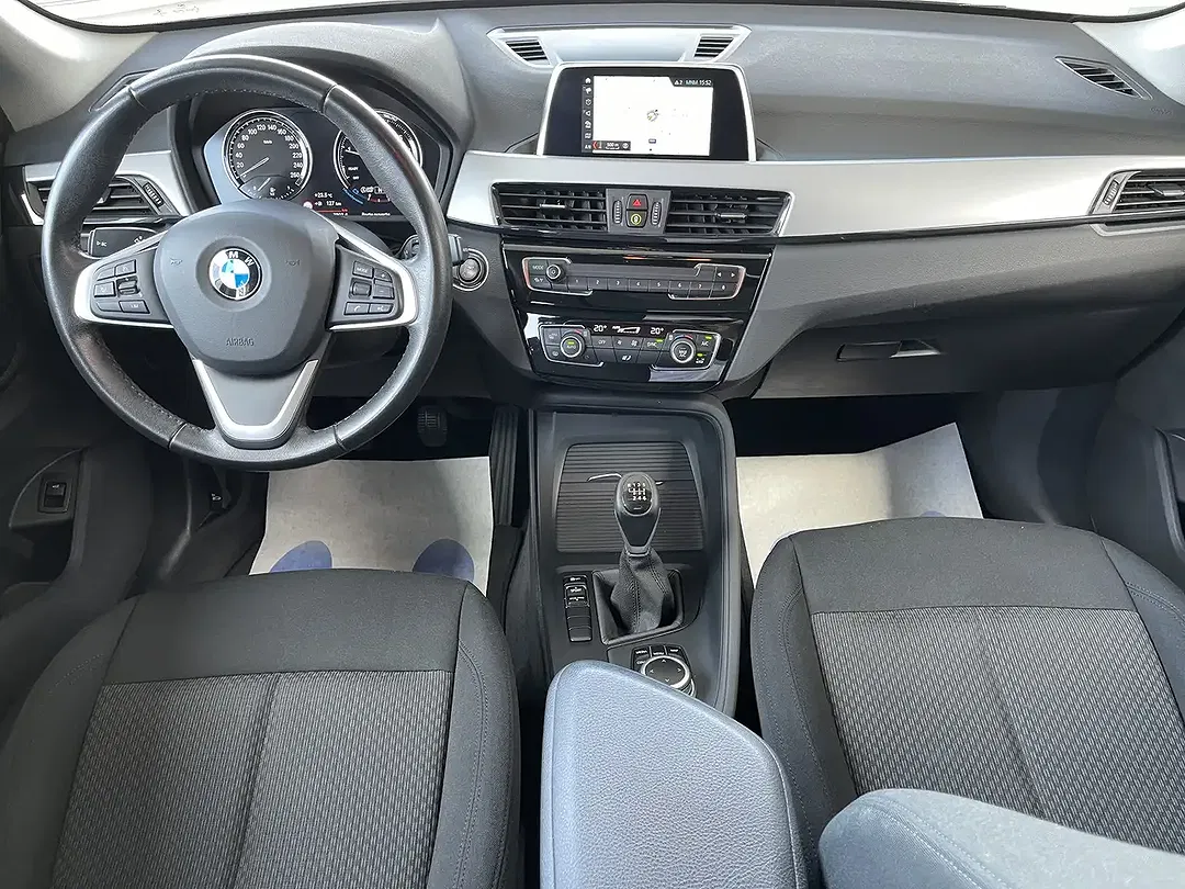 BMW X1 - Thumbnail 10