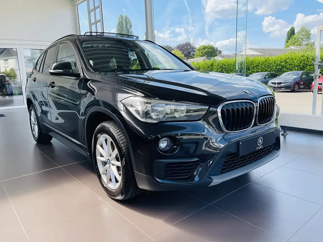 BMW X1 - Thumbnail 3