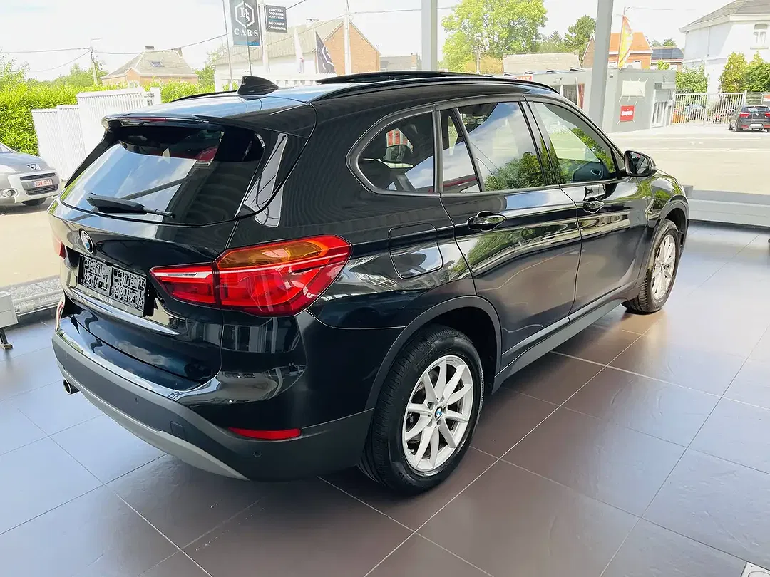 BMW X1 - Thumbnail 6