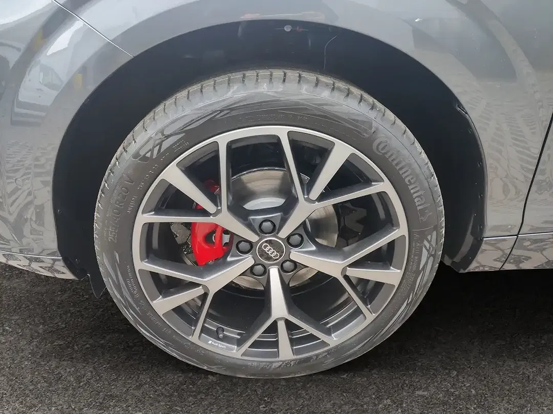 Audi Q3 - Thumbnail 10
