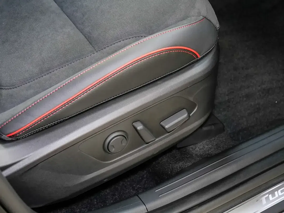 Hyundai TUCSON - Thumbnail 13