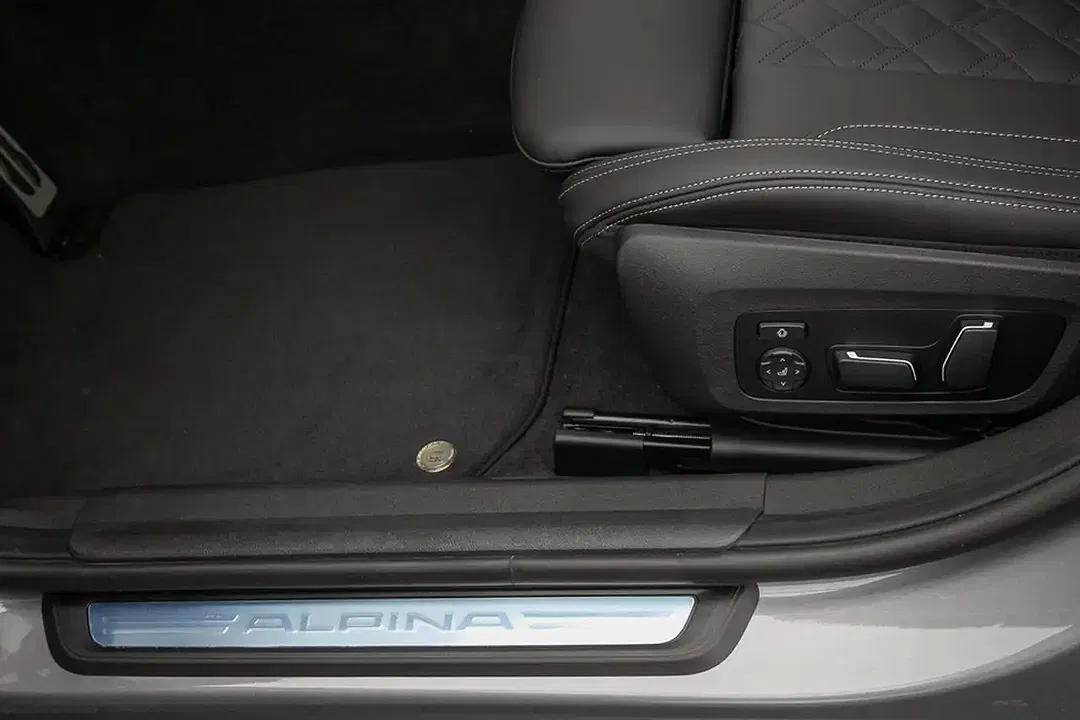 Alpina D3 - Thumbnail 7