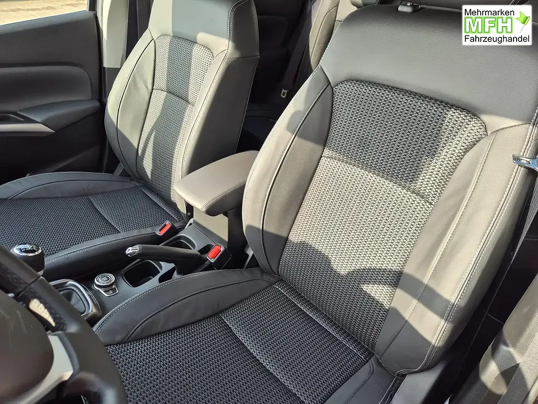 Suzuki S-Cross - Thumbnail 11