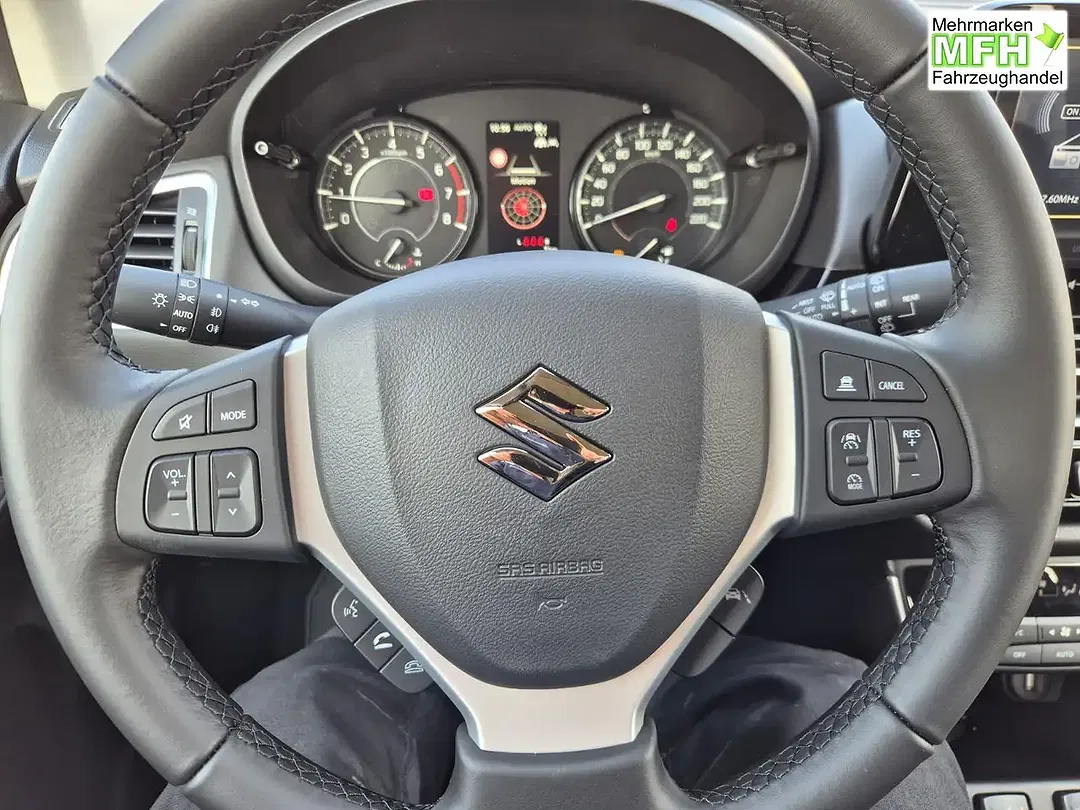 Suzuki S-Cross - Thumbnail 15