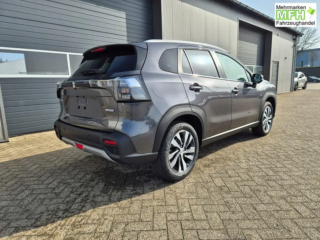 Suzuki S-Cross - Thumbnail 5