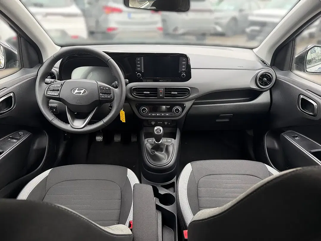 Hyundai i10 - Thumbnail 11