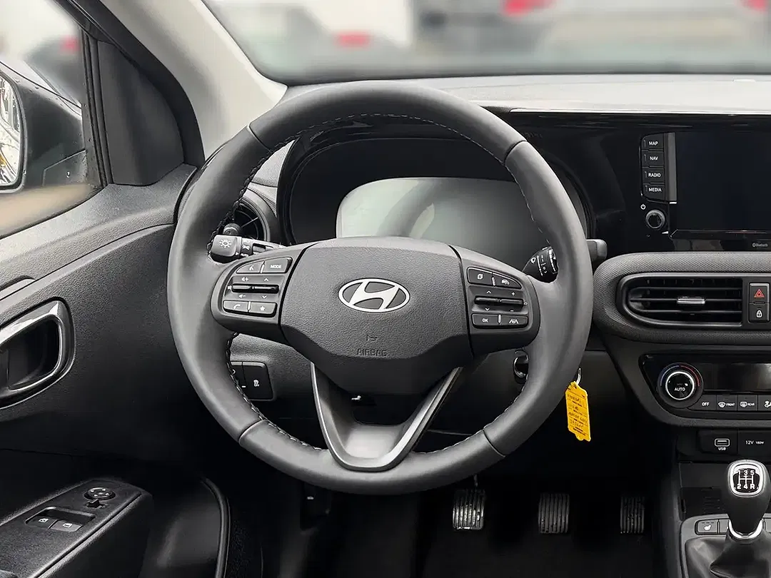 Hyundai i10 - Thumbnail 8