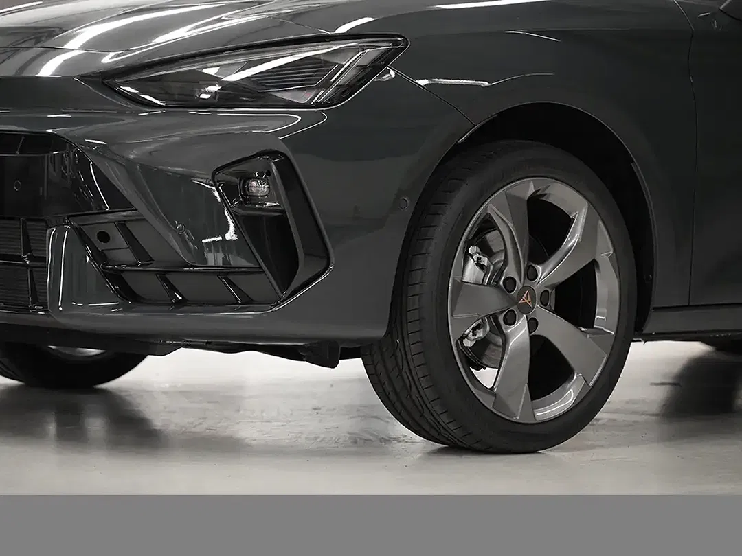 CUPRA Leon - Thumbnail 6