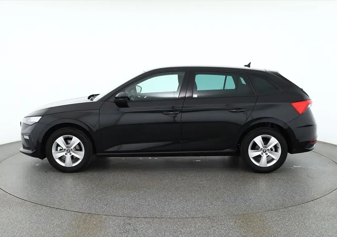 Skoda Scala - Thumbnail 2