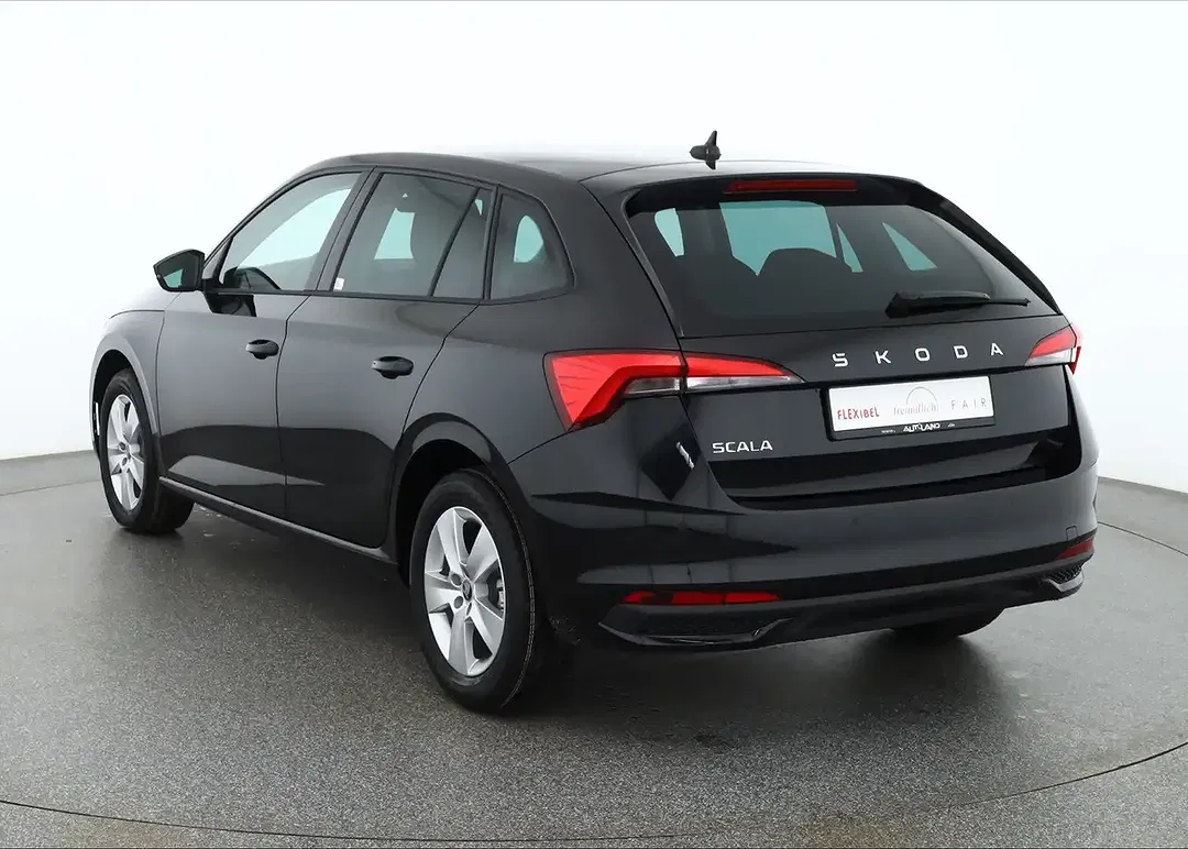 Skoda Scala - Thumbnail 3