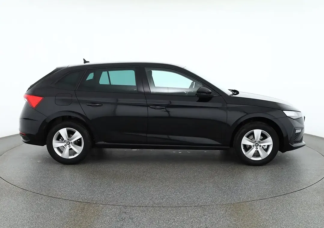 Skoda Scala - Thumbnail 6