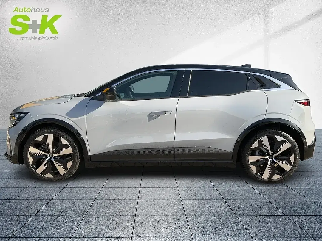 Renault Megane E-Tech - Thumbnail 2