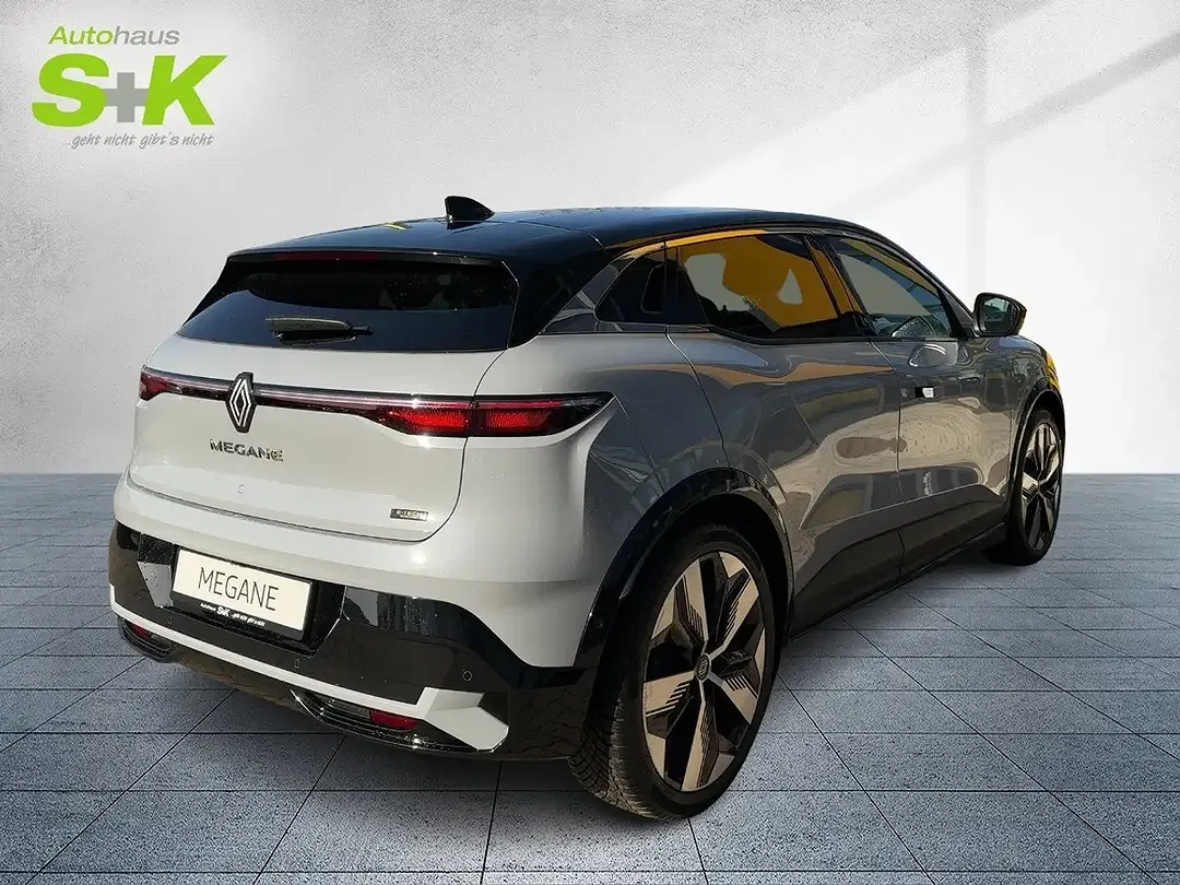 Renault Megane E-Tech - Thumbnail 4
