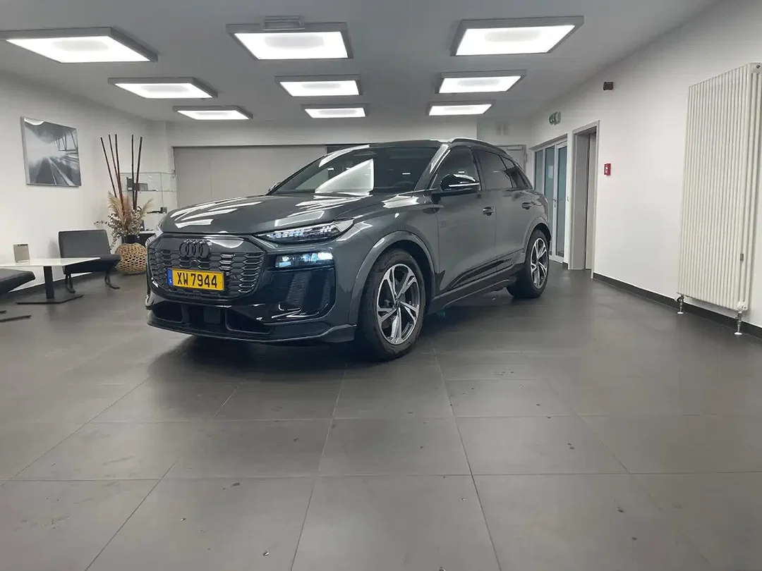 Audi Q6 e-tron - Afbeelding 1