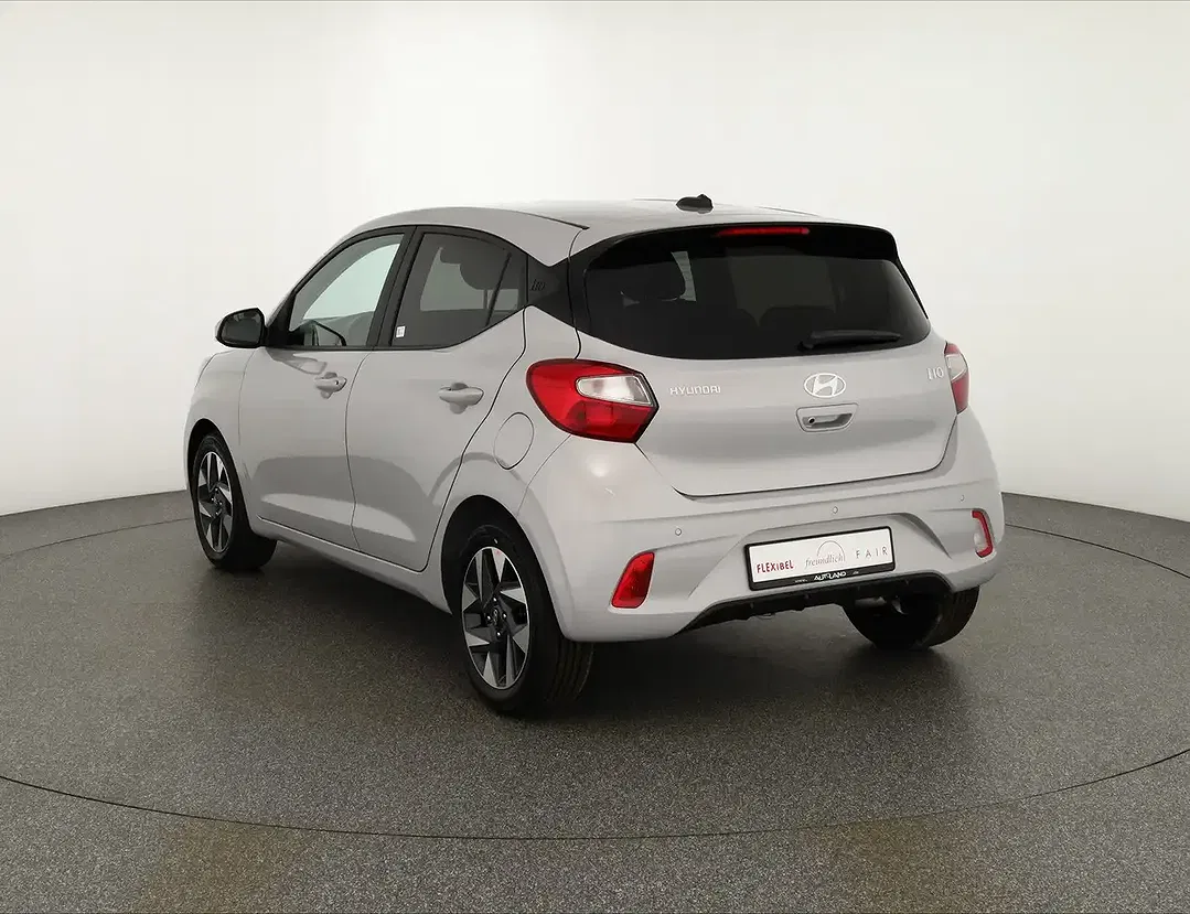 Hyundai i10 - Thumbnail 2