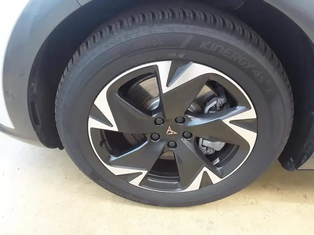 CUPRA Tavascan - Thumbnail 7