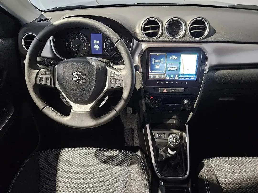 Suzuki Vitara - Thumbnail 9