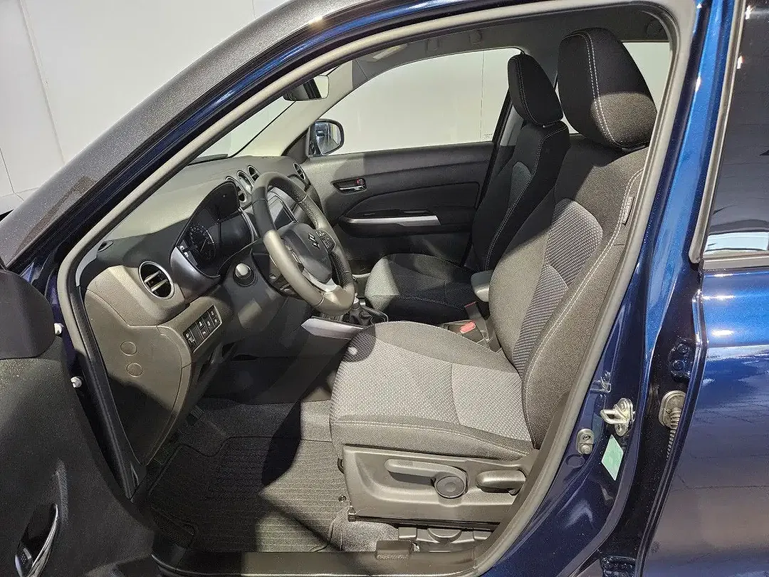Suzuki Vitara - Thumbnail 3