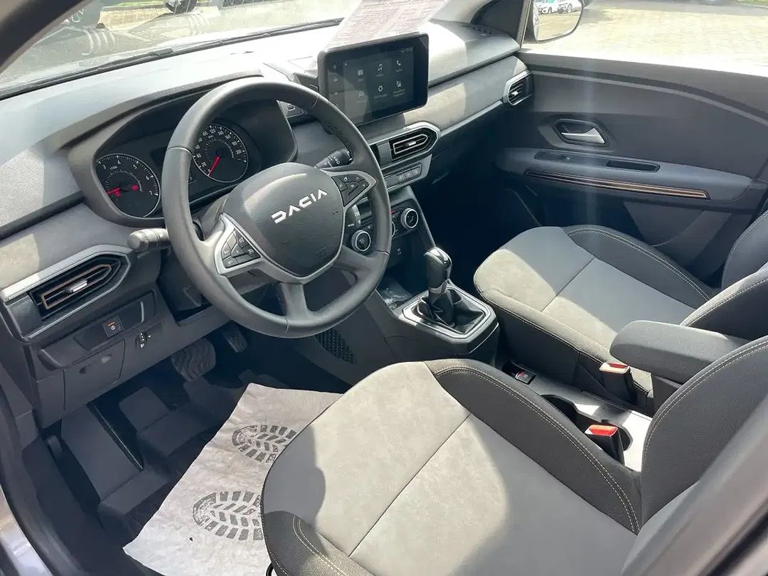 Dacia Sandero - Thumbnail 14