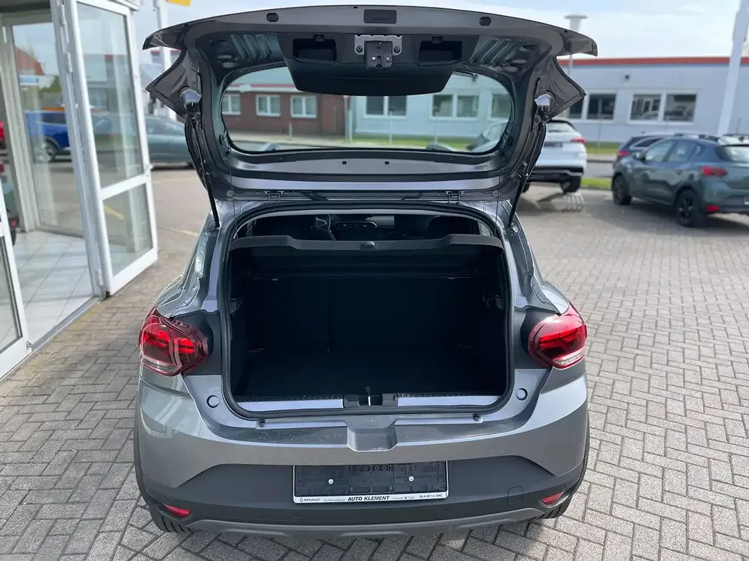 Dacia Sandero - Thumbnail 9