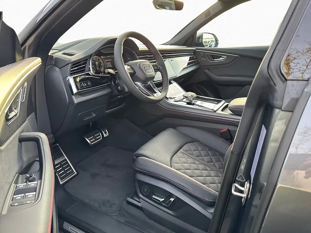 Audi Q8 - Thumbnail 11