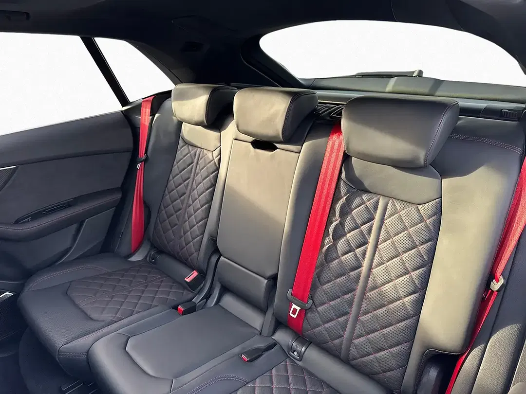 Audi Q8 - Thumbnail 13
