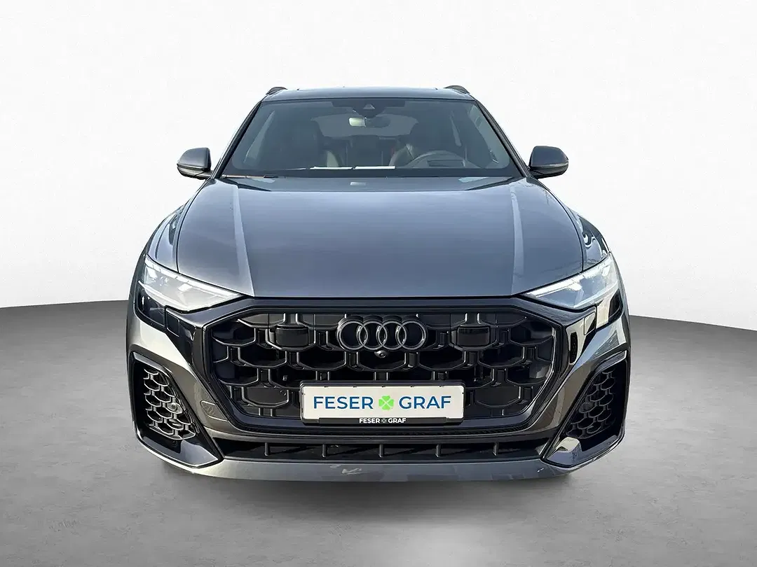 Audi Q8 - Thumbnail 2