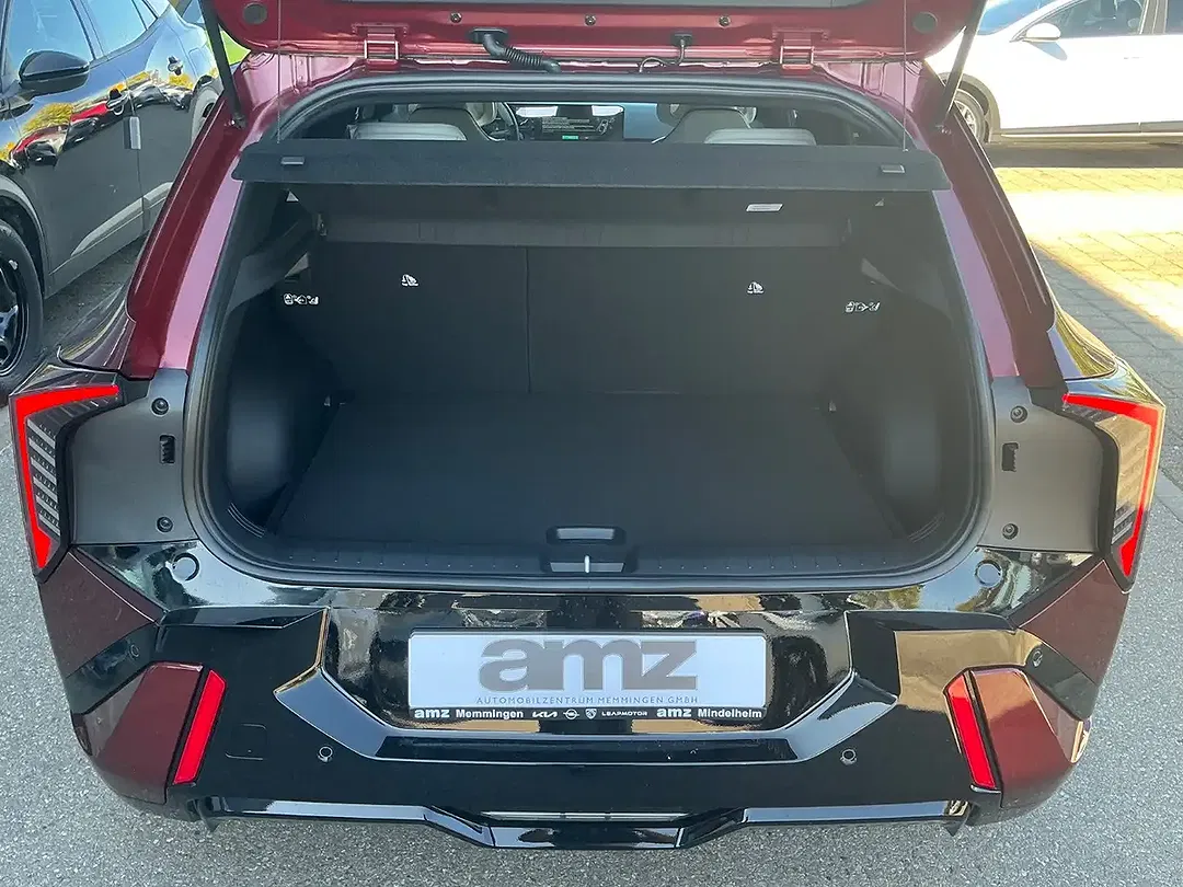 Kia EV4 - Thumbnail 12