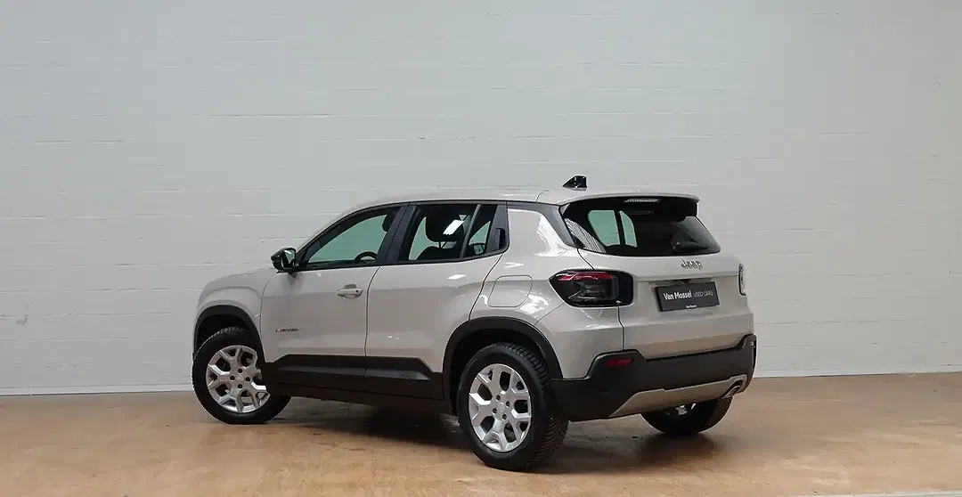 Jeep Avenger - Thumbnail 4
