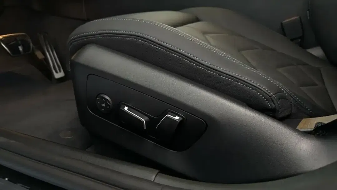 BMW 520 - Thumbnail 12