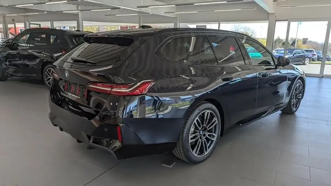 BMW 520 - Thumbnail 4