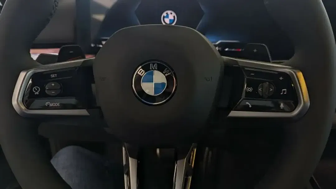 BMW 520 - Thumbnail 8
