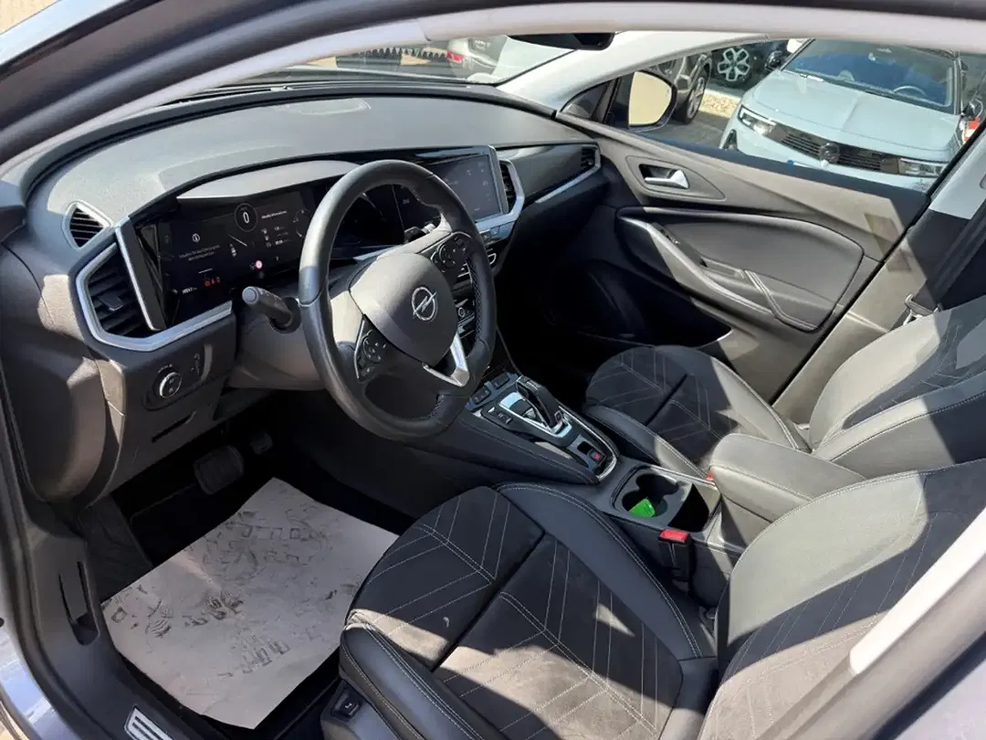 Opel Grandland - Thumbnail 4