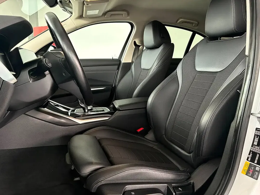 BMW 330 - Thumbnail 20