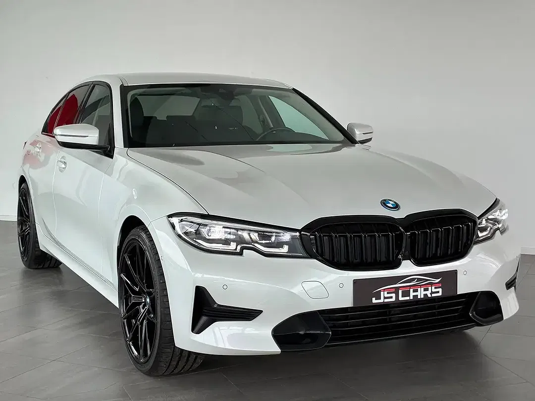 BMW 330 - Thumbnail 8