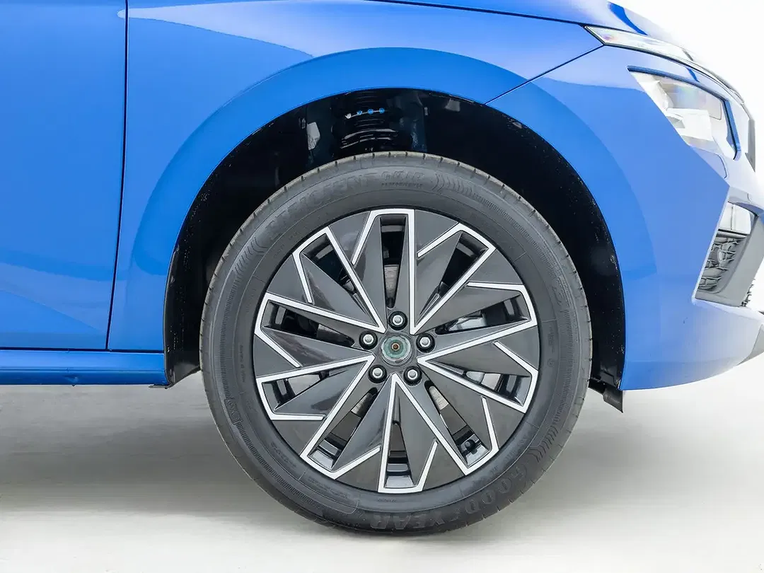 Skoda Kamiq - Thumbnail 8