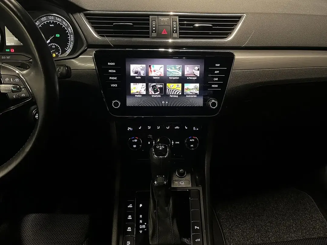 Skoda Superb - Thumbnail 14