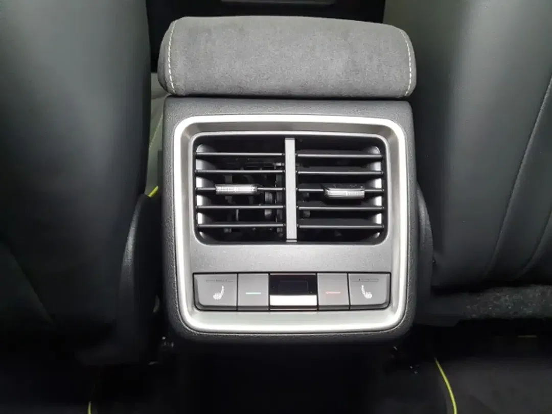 Skoda Enyaq - Thumbnail 12