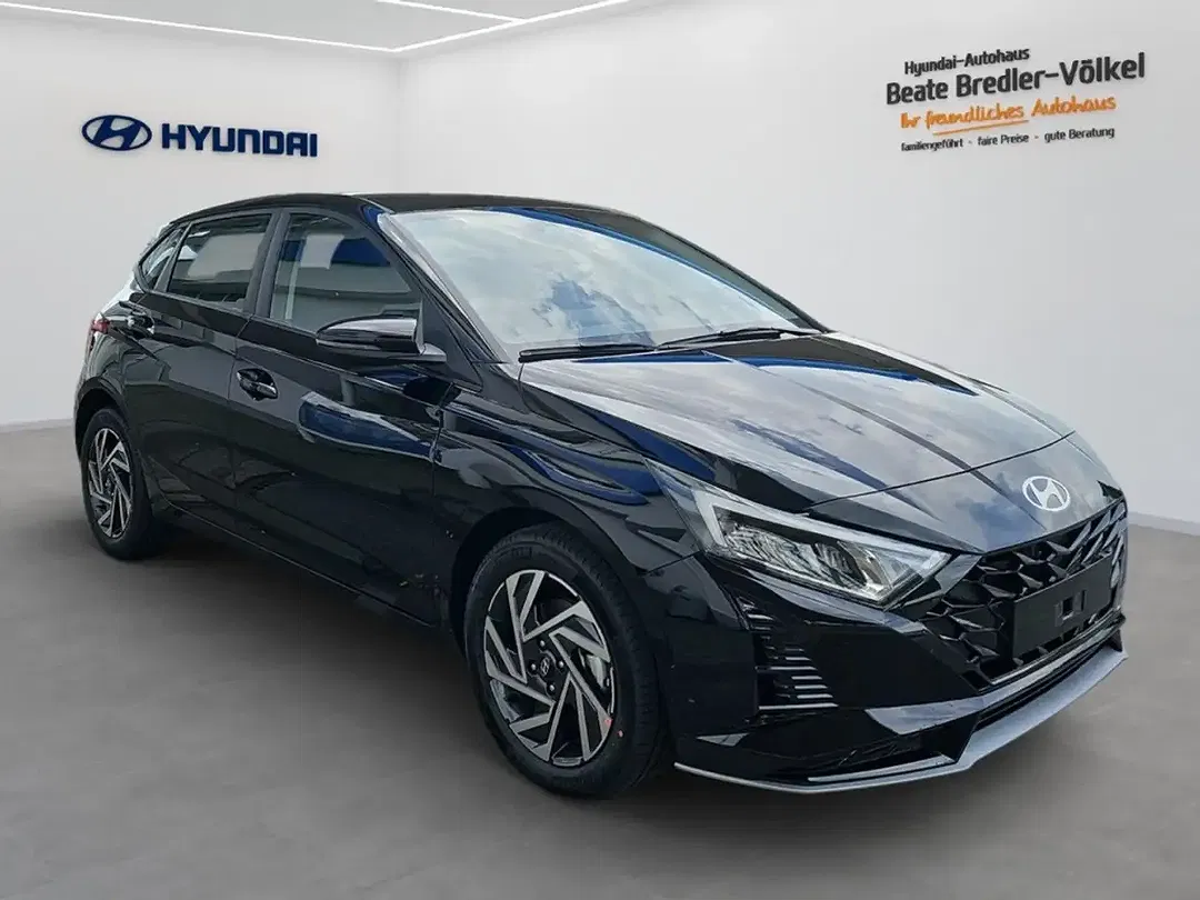 Hyundai i20 - Thumbnail 2