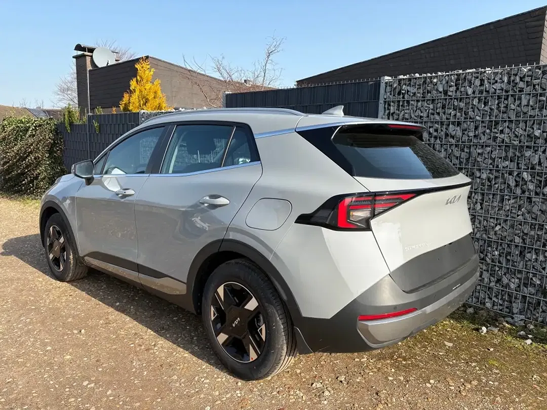 Kia Sportage - Thumbnail 4