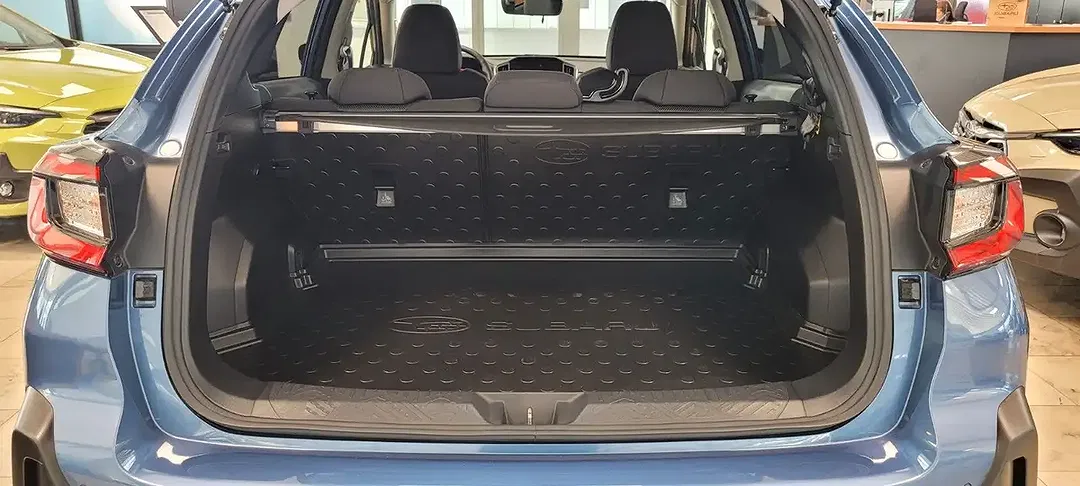 Subaru Crosstrek - Thumbnail 12